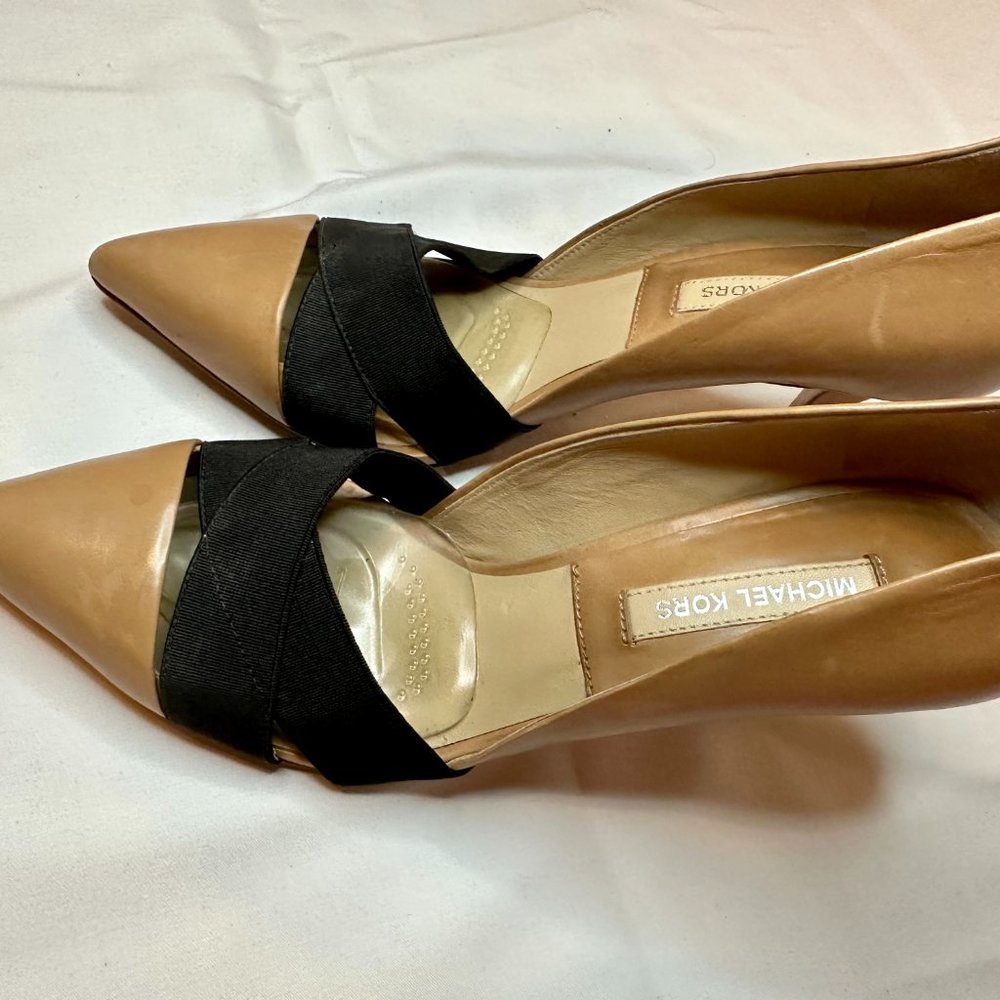 michael kors tan pumps
